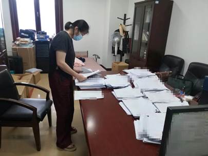 說明: F:\待辦事宜(辦公電腦)\各類宣傳、新聞稿件\2022-6-21三條新聞稿\我館周靜、李滿艷老師借調(diào)省委協(xié)助檔案整理3.jpg